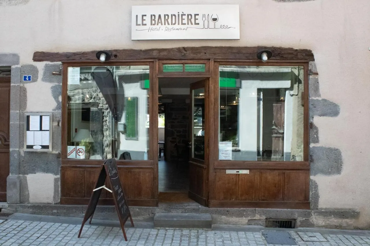 Hotel Restaurant Le Bardiere 拉吉约勒